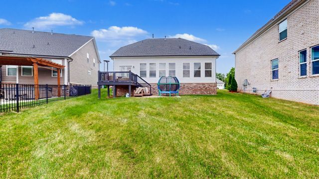 14 Bristol Ct, Lebanon, TN 37090