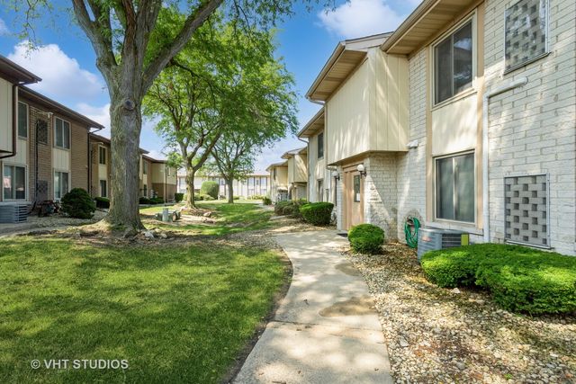 15721 Orlan Brook Drive 88, Orland Park, IL 60462