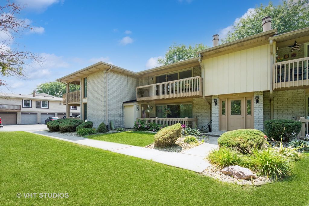 15721 Orlan Brook Drive 88, Orland Park, IL 60462