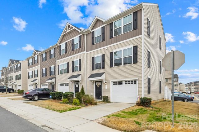 6312 Cutwater Circle, Charlotte, NC 28269