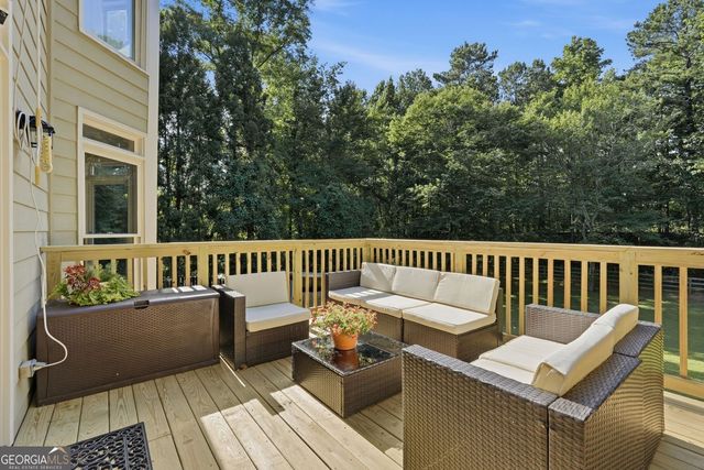 440 Oakleaf Trail, Suwanee, GA 30024