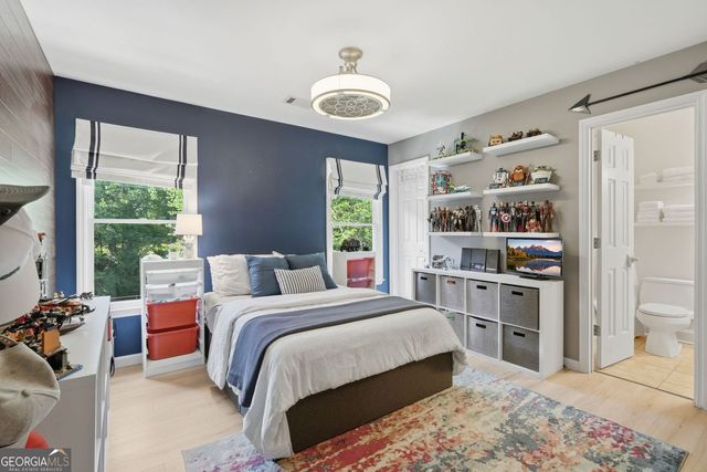 440 Oakleaf Trail, Suwanee, GA 30024