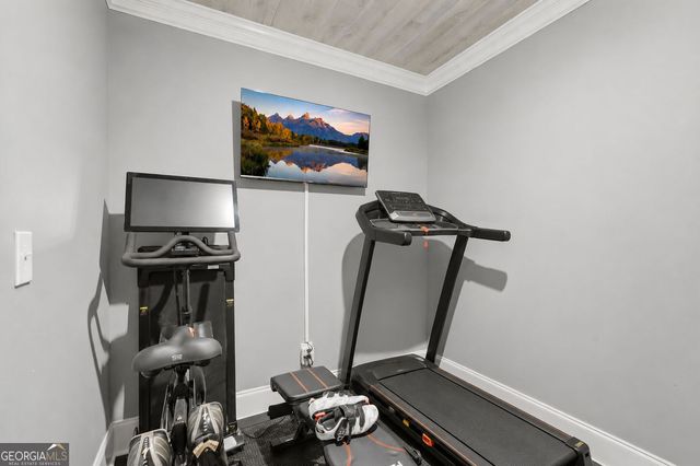 440 Oakleaf Trail, Suwanee, GA 30024
