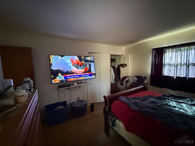 705 Converse Drive, Forest Park, OH 45240