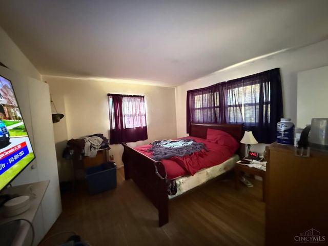 705 Converse Drive, Forest Park, OH 45240