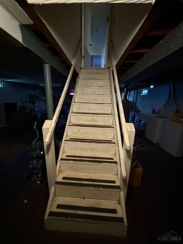 705 Converse Drive, Forest Park, OH 45240