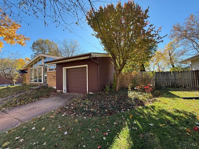 705 Converse Drive, Forest Park, OH 45240