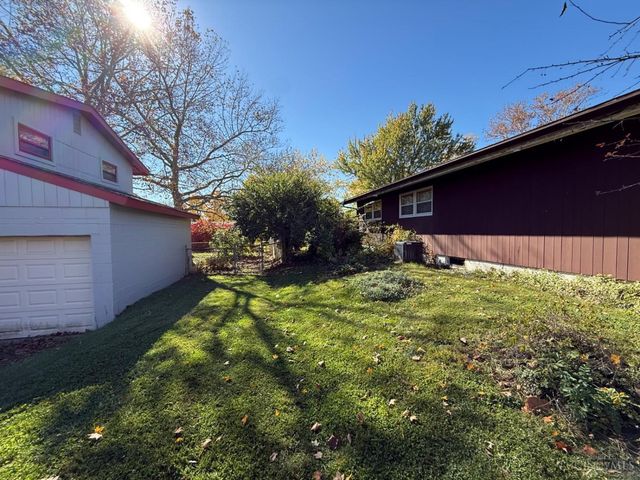 705 Converse Drive, Forest Park, OH 45240