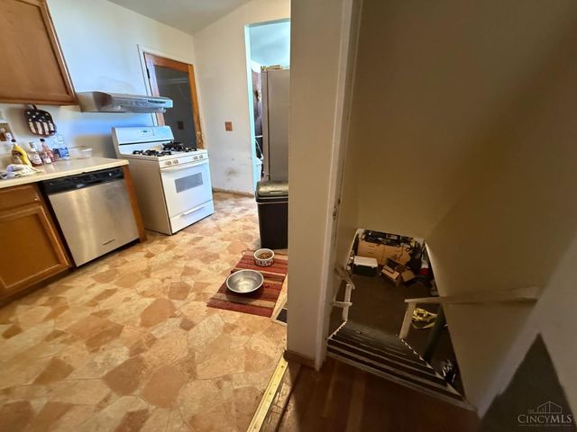 705 Converse Drive, Forest Park, OH 45240