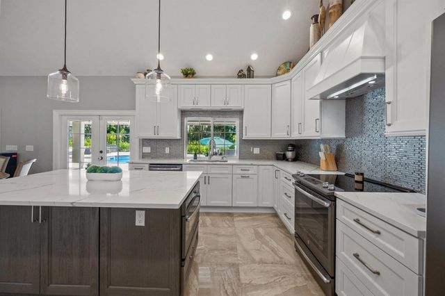 13275 Garwood Court, Wellington, FL 33414