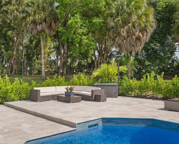 13275 Garwood Court, Wellington, FL 33414