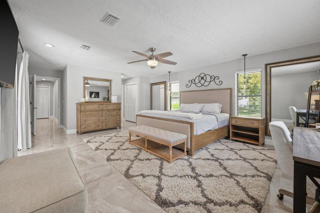 13275 Garwood Court, Wellington, FL 33414