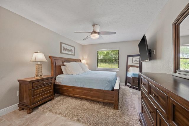 13275 Garwood Court, Wellington, FL 33414