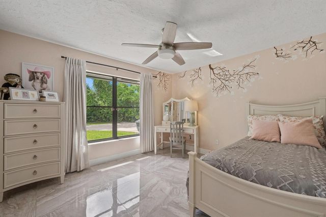 13275 Garwood Court, Wellington, FL 33414
