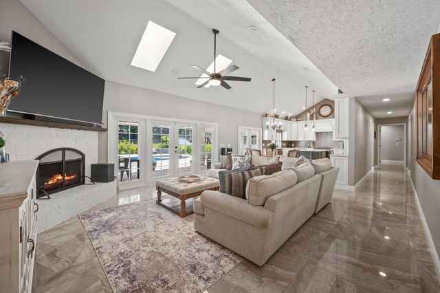 13275 Garwood Court, Wellington, FL 33414