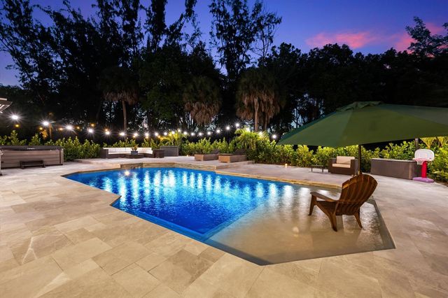 13275 Garwood Court, Wellington, FL 33414