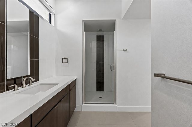 24 Garden Rain Drive, Las Vegas, NV 89135