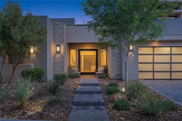 24 Garden Rain Drive, Las Vegas, NV 89135