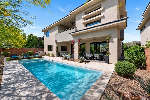 24 Garden Rain Drive, Las Vegas, NV 89135