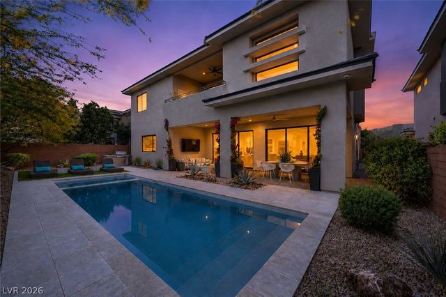 24 Garden Rain Drive, Las Vegas, NV 89135