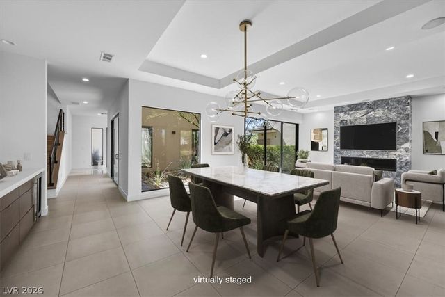 24 Garden Rain Drive, Las Vegas, NV 89135