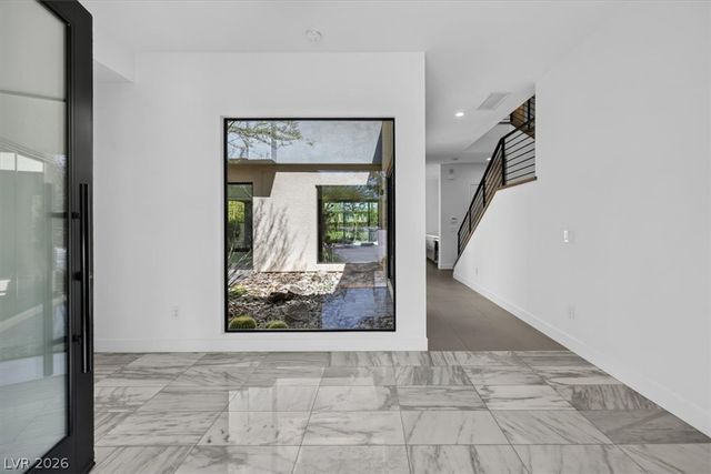 24 Garden Rain Drive, Las Vegas, NV 89135