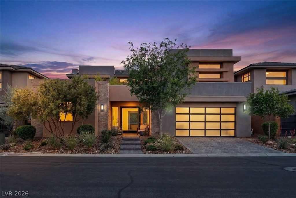 24 Garden Rain Drive, Las Vegas, NV 89135