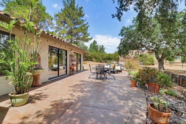 2577 Camino Narciso, Alpine, CA 91901
