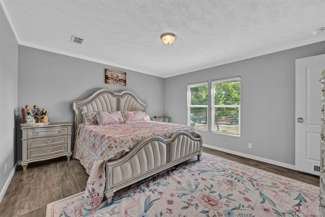 2453 S Valley Ridge Drive, Granbury, TX 76048