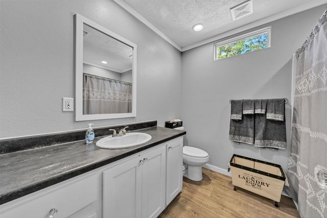 2453 S Valley Ridge Drive, Granbury, TX 76048