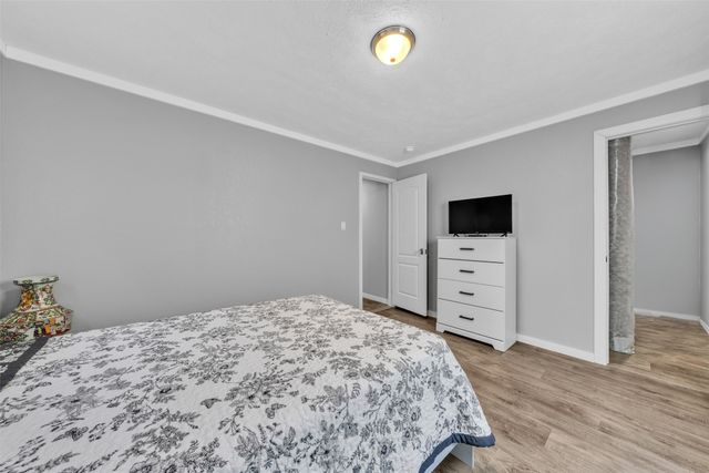2453 S Valley Ridge Drive, Granbury, TX 76048