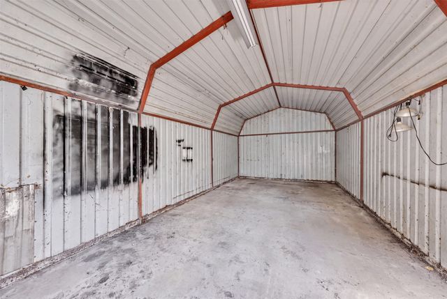 2453 S Valley Ridge Drive, Granbury, TX 76048