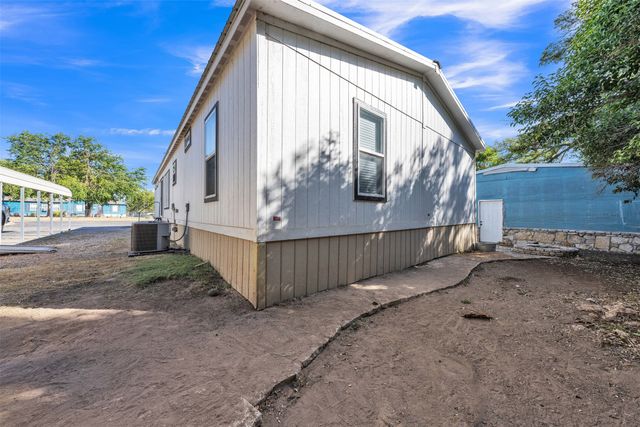 2453 S Valley Ridge Drive, Granbury, TX 76048