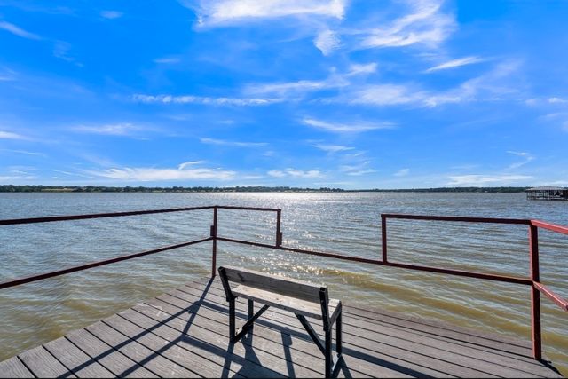2453 S Valley Ridge Drive, Granbury, TX 76048