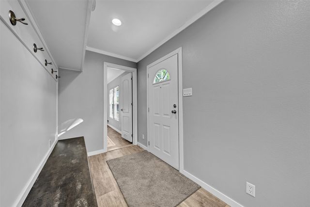 2453 S Valley Ridge Drive, Granbury, TX 76048