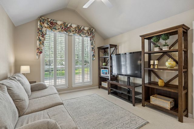809 Newport Way, Desoto, TX 75115