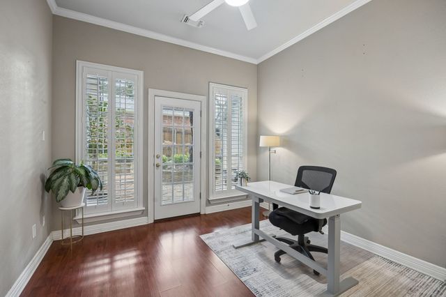 809 Newport Way, Desoto, TX 75115