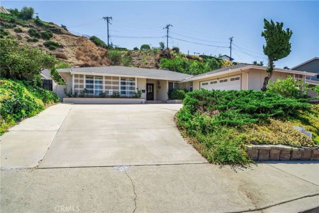 6224 Roundhill Drive, Whittier, CA 90601