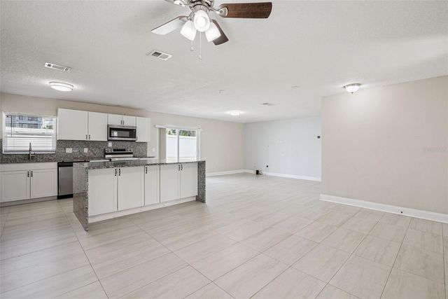 236 PLAZA OVAL, Casselberry, FL 32707