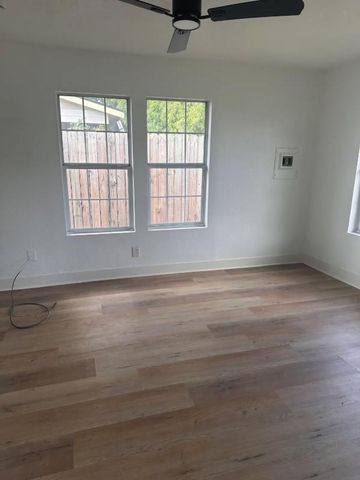 1704 Sam Wilson Street 7, Houston, TX 77020