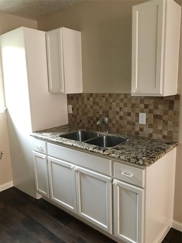 1704 Sam Wilson Street 7, Houston, TX 77020