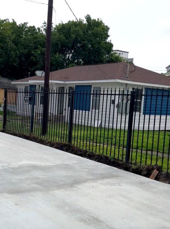 1704 Sam Wilson Street 7, Houston, TX 77020