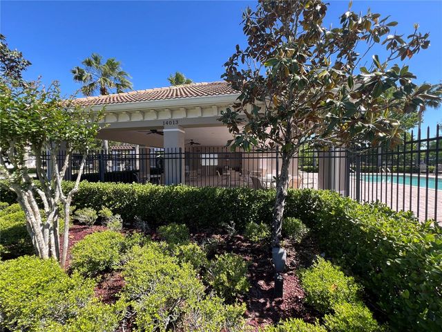 1316 FALLING STAR LN, Orlando, FL 32828