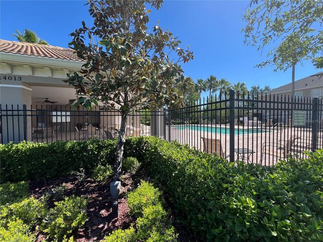 1316 FALLING STAR LN, Orlando, FL 32828