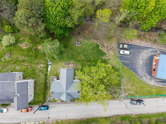 1101 Chambers Ave Ext, Hempfield Twp, PA 15634
