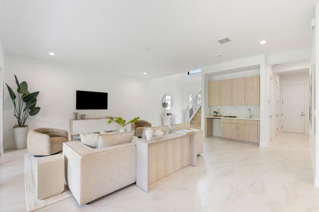 21054 Violet Fields Way, Boca Raton, FL 33434