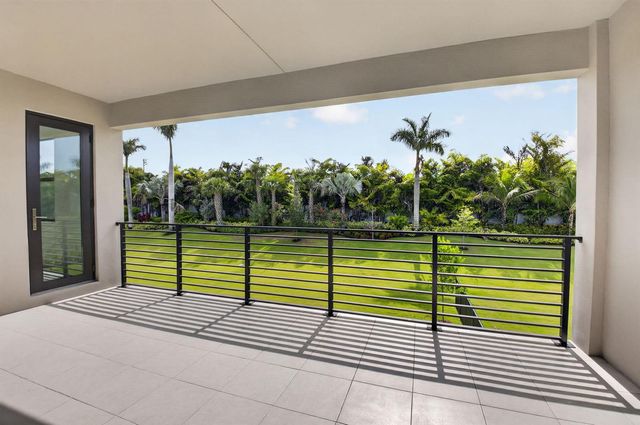 21054 Violet Fields Way, Boca Raton, FL 33434