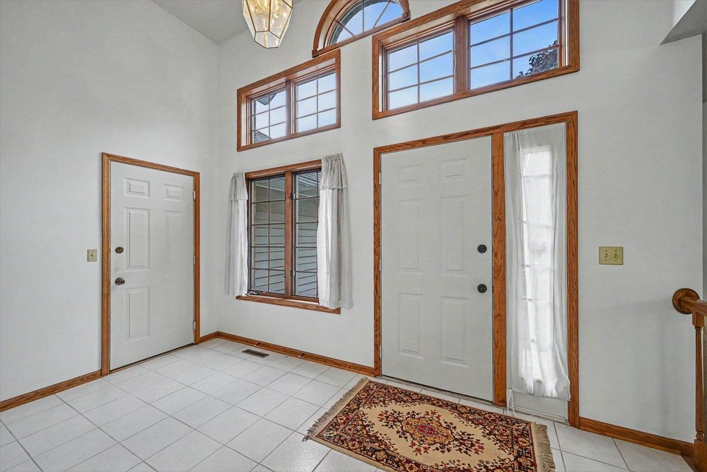 2522 Windsor Lane, Woodbury, MN 55125 — photo 5