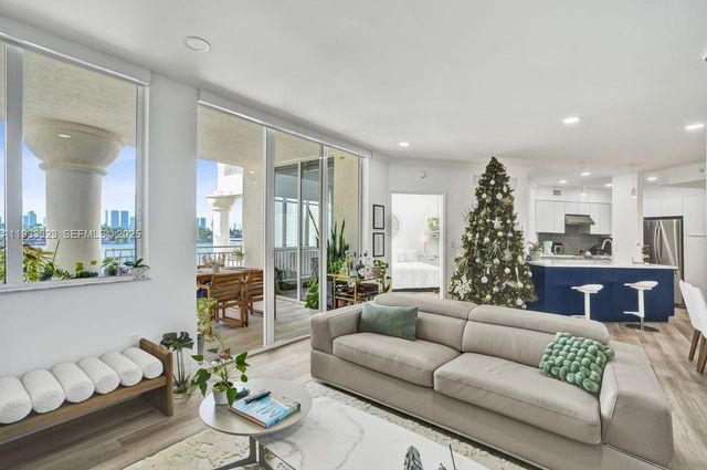 1 Century Ln 510, Miami Beach, FL 33139