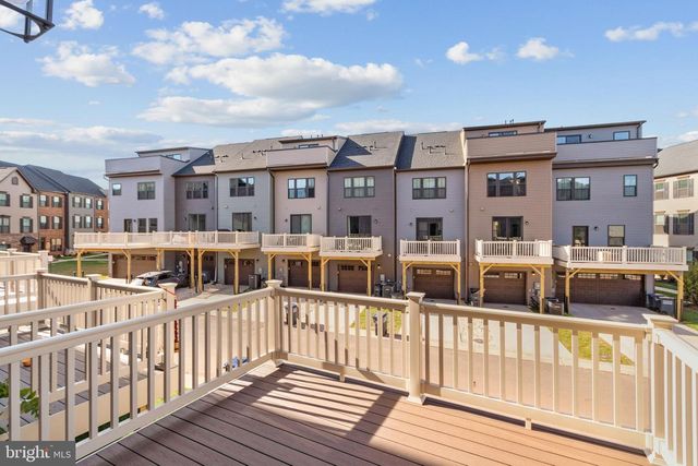 14040 SUNRISE VALLEY DR, Herndon, VA 20171